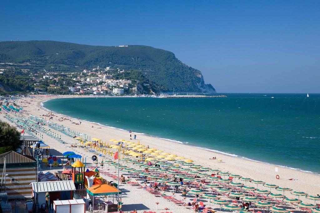 Il Conero Mare Aparthotel Numana Exterior foto
